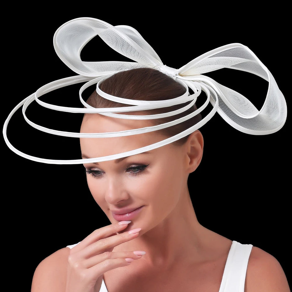 Elegant Circle Fascinator