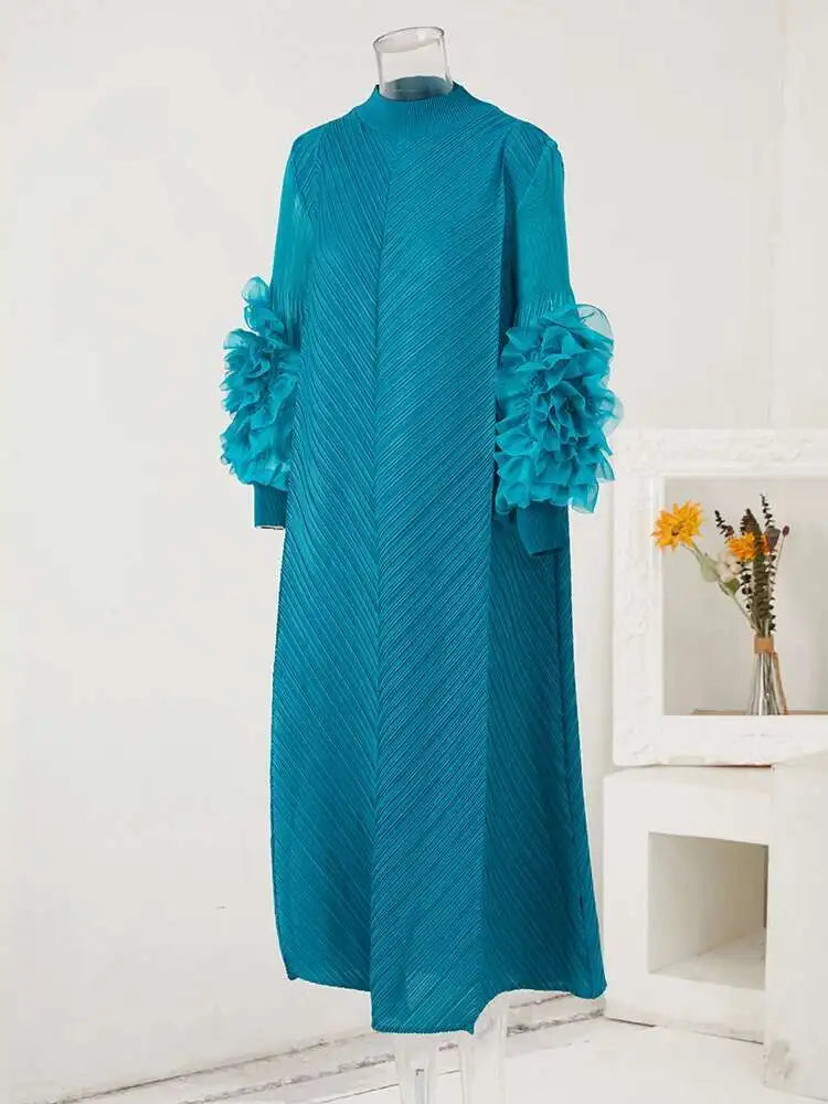 Maxi Pleated Round Neck Spliced Dress