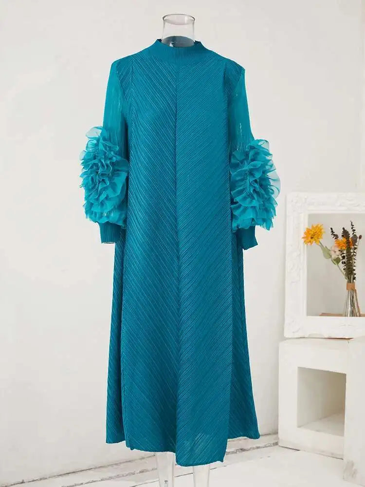 Maxi Pleated Round Neck Spliced Dress